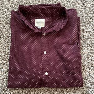 Men’s long sleeve button down shirt